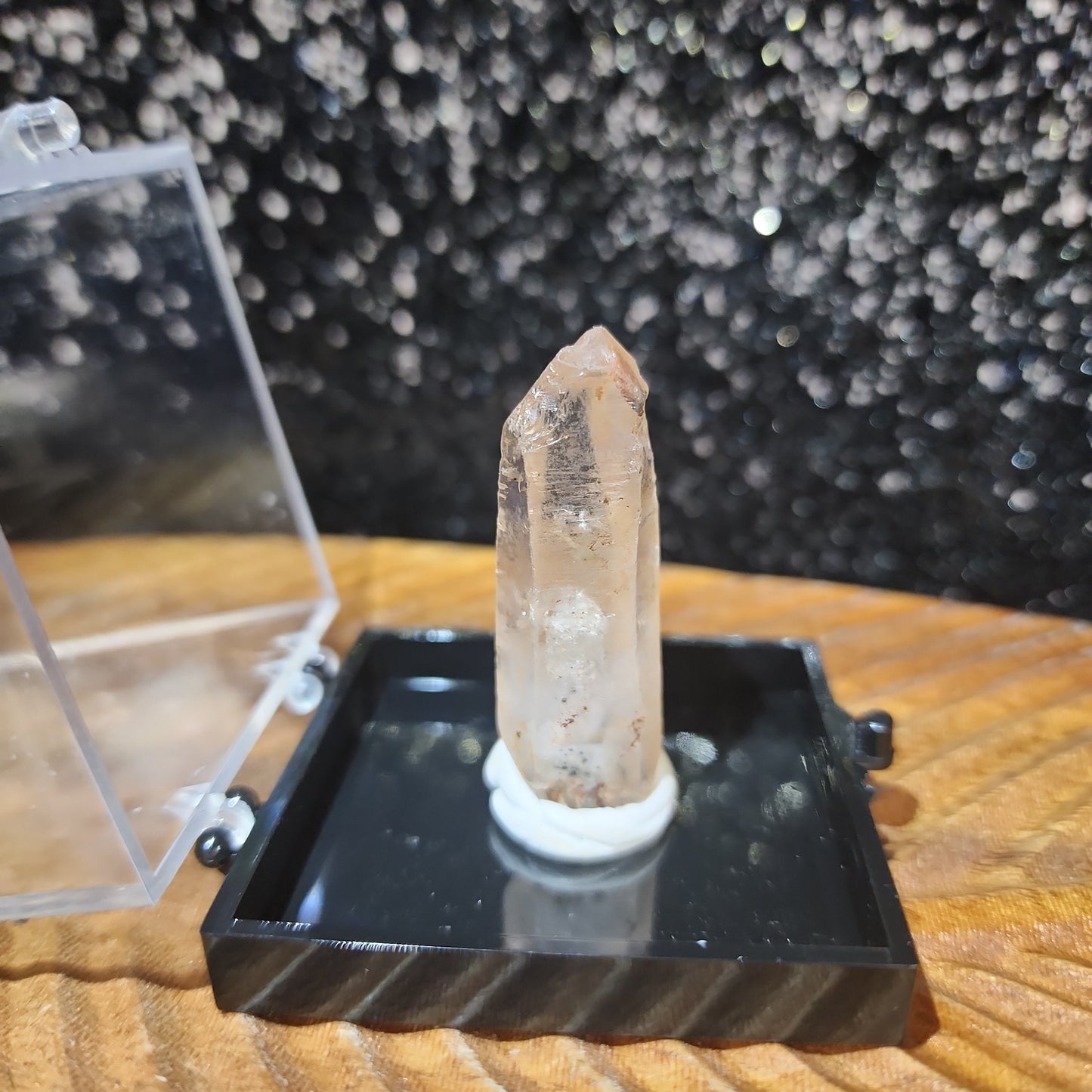 Petrolumun Quartz Specimen