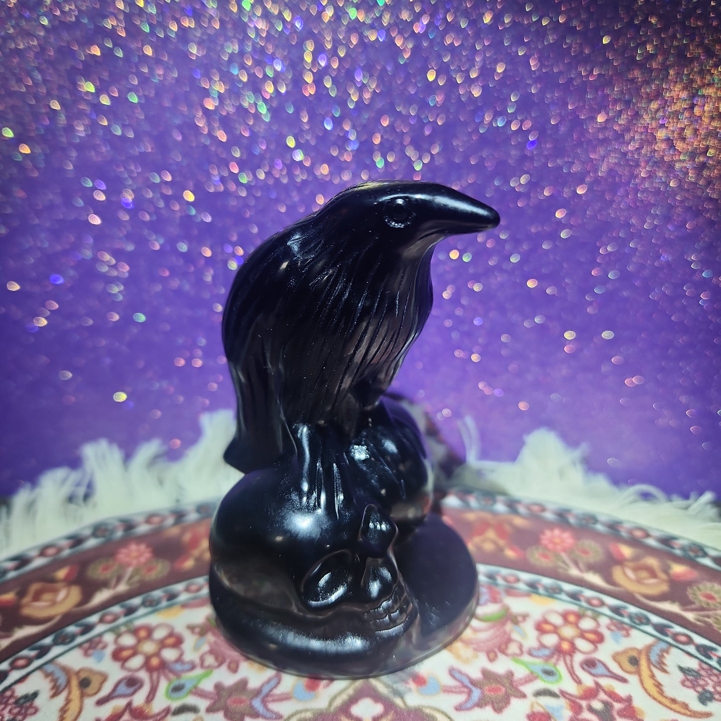 Black Obsidian Crow on Skulls Carving
