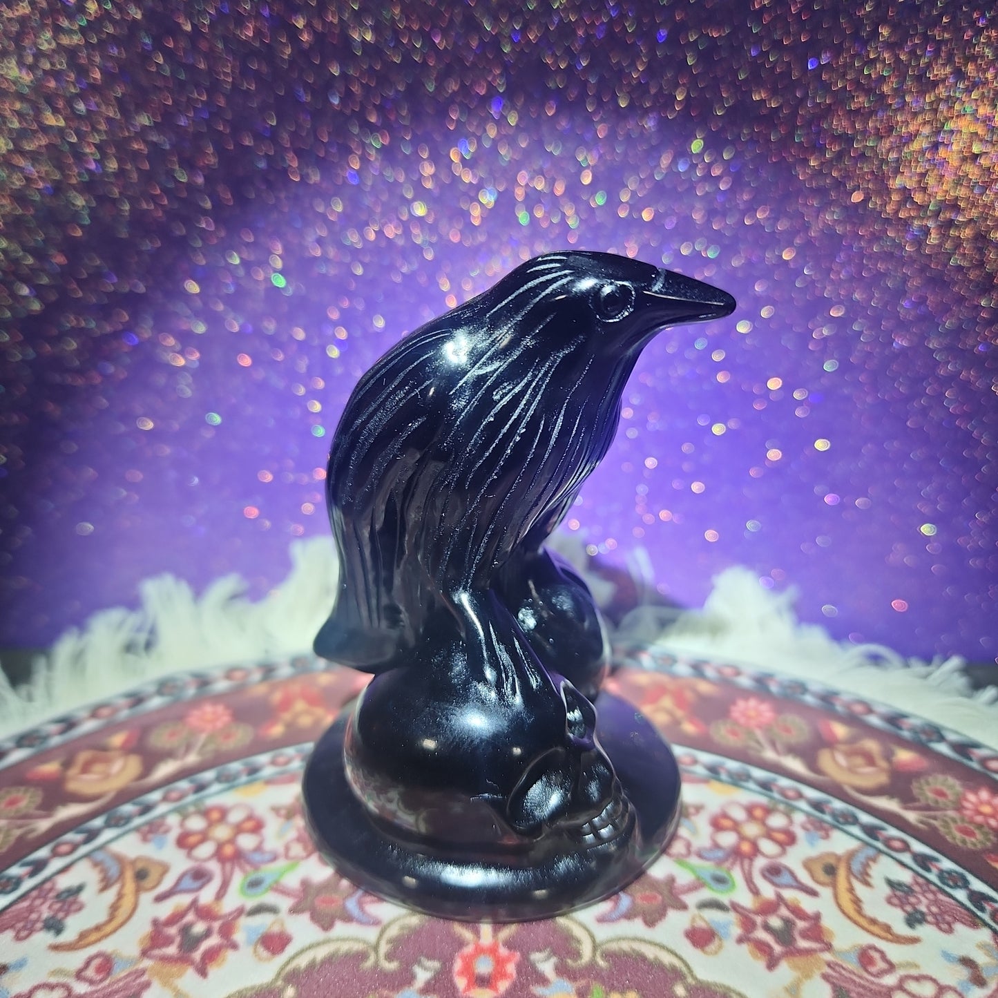 Black Obsidian Crow on Skulls Carving
