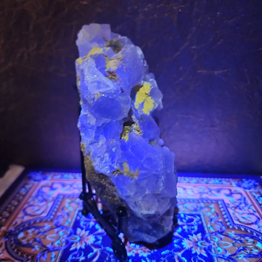 Yaogangxian Fluorite with Stand