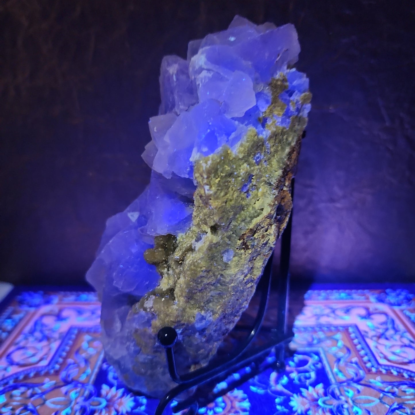 Yaogangxian Fluorite with Stand