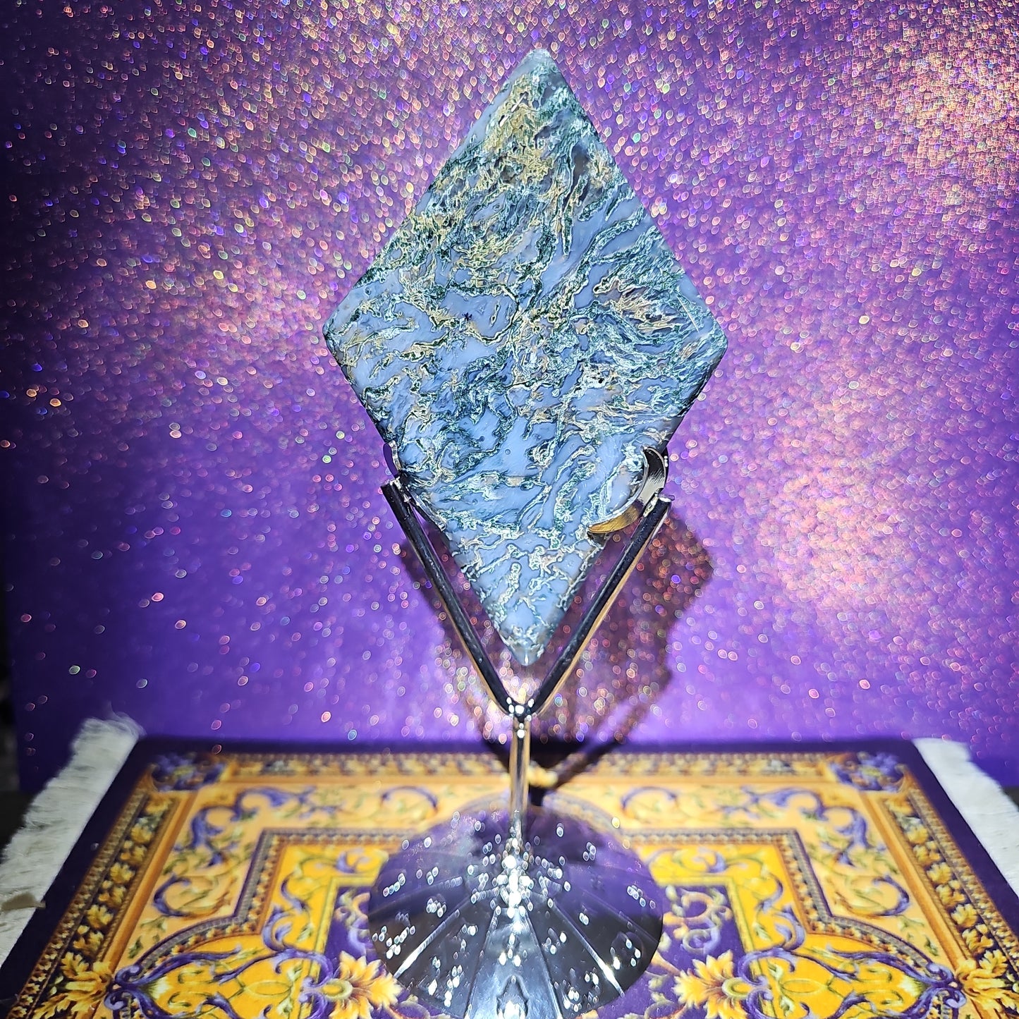 Moss Agate Diamond with stand