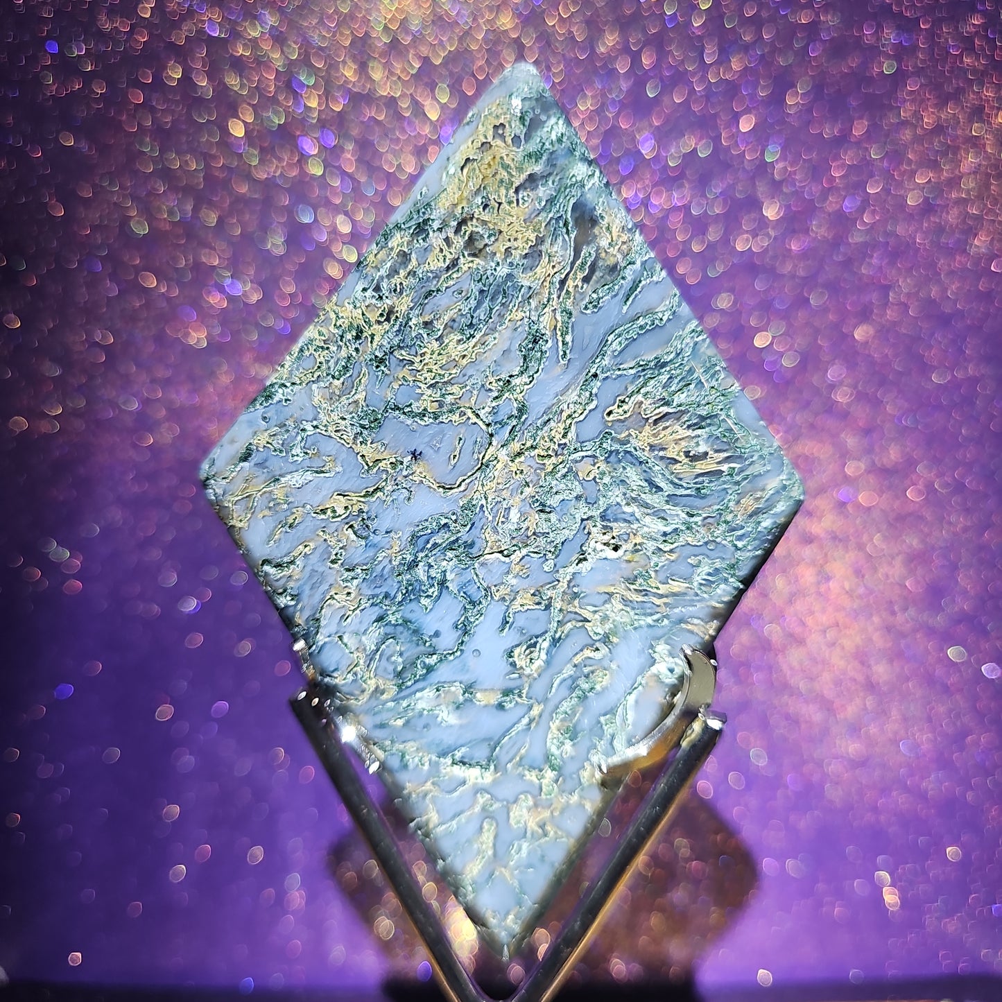Moss Agate Diamond with stand