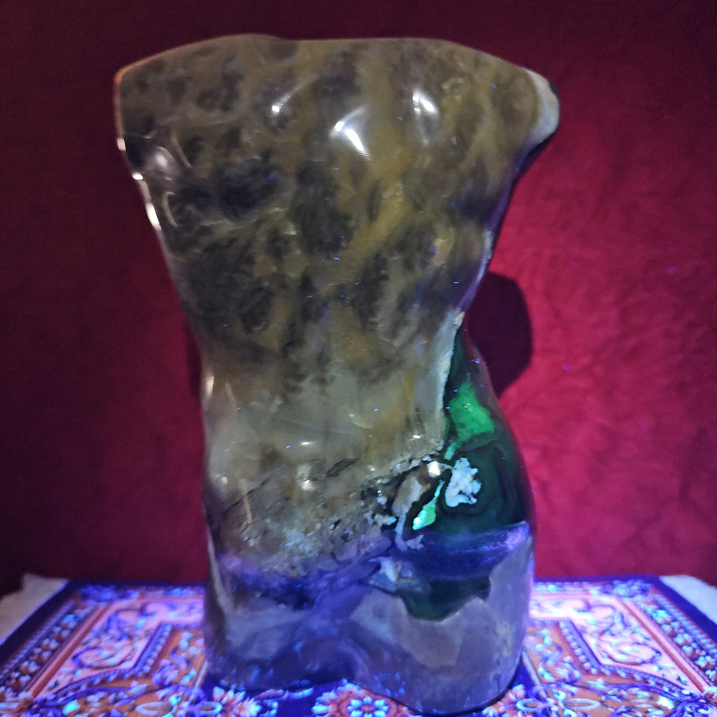 3.8lbs Volcanic Agate Man Body