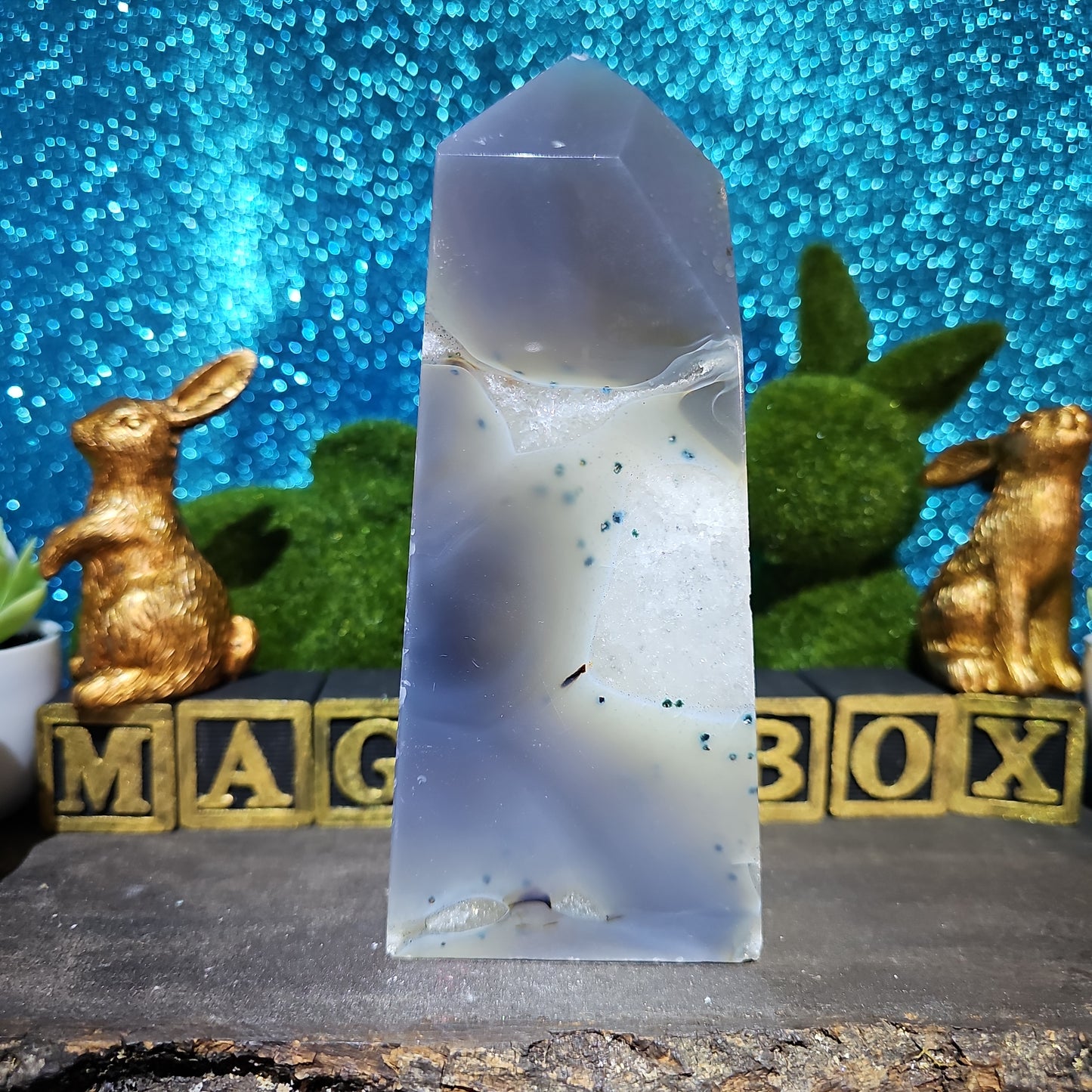 Druzy Agate Tower