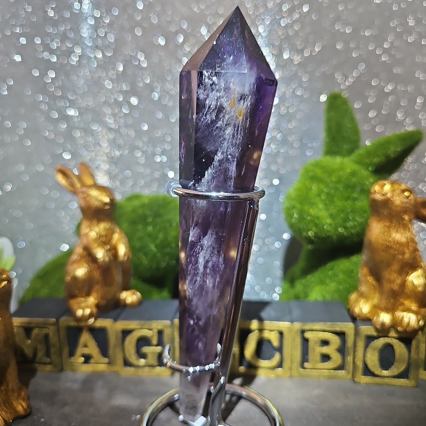 Amethyst Wand Freeform with stand