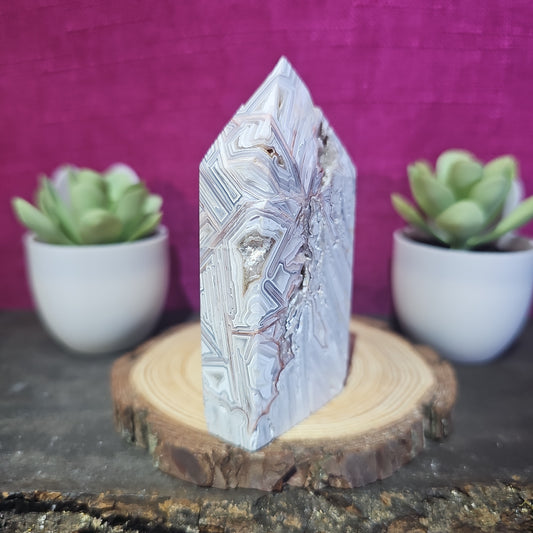 Mexican Lace Agate Tower