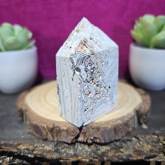 Mexican Lace Agate Tower