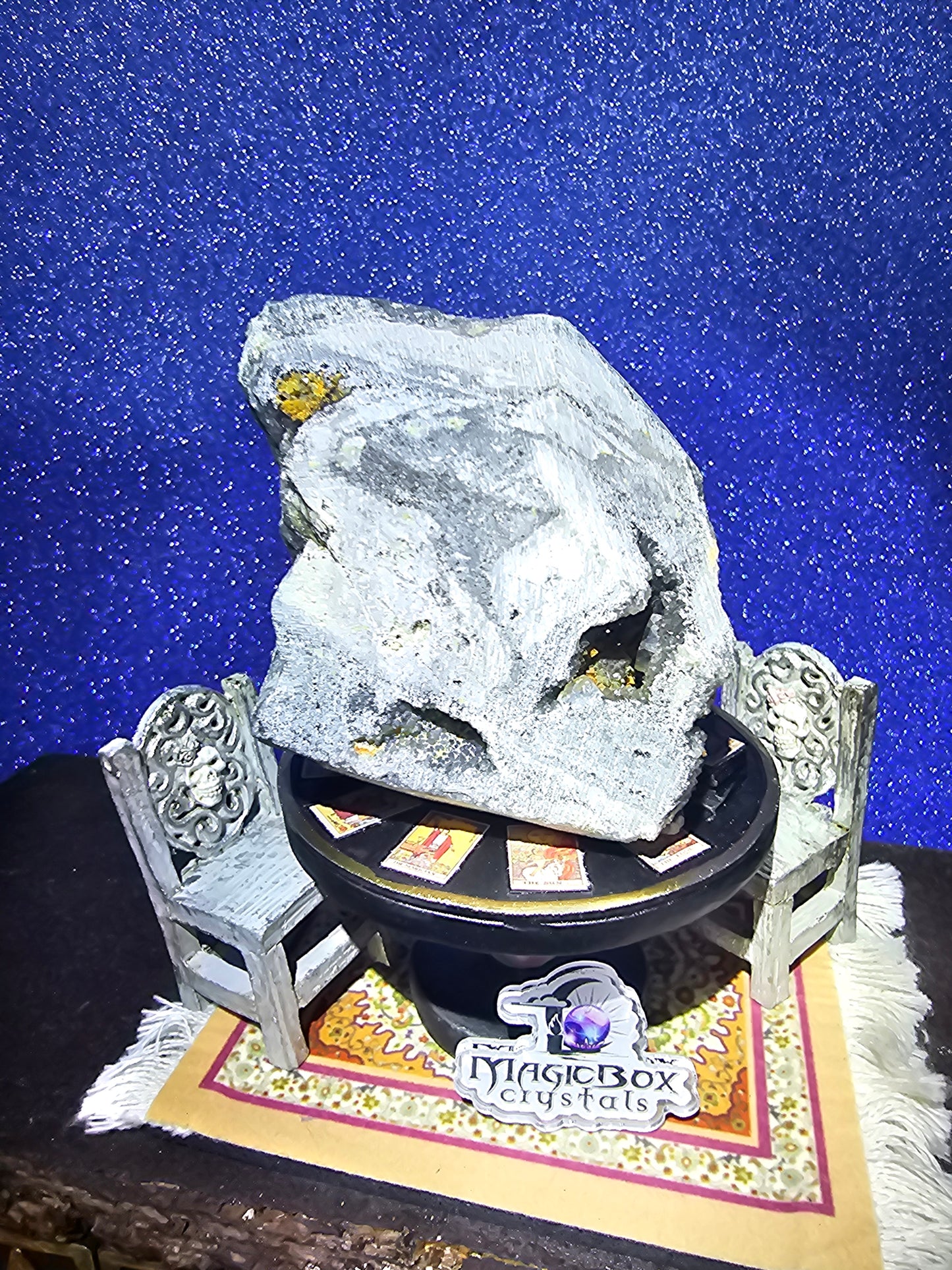 Druzy Chalcedony with Cube Fluorite