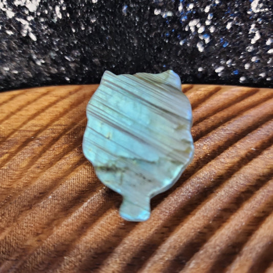 Labradorite Owl - MagicBox Crystals
