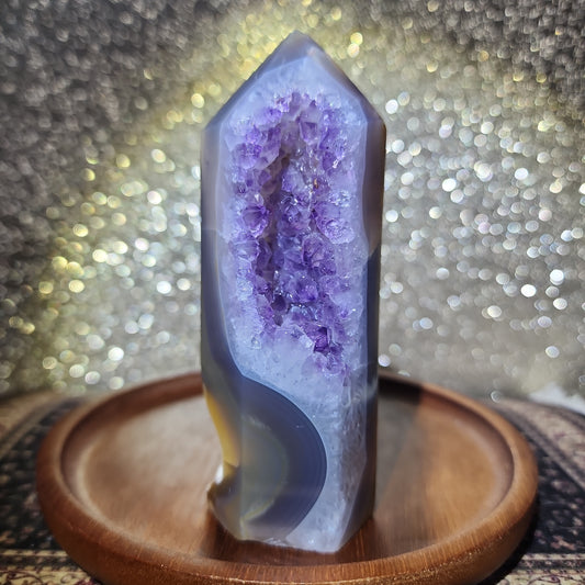 Amethyst Orca Agate Tower