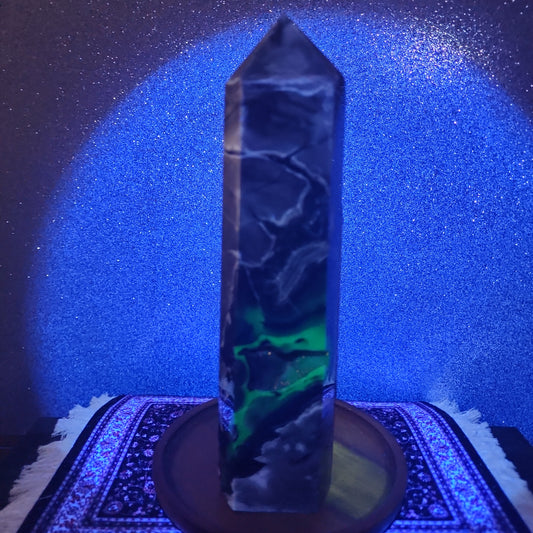 1.4lbs - Volcanic Agate Tower