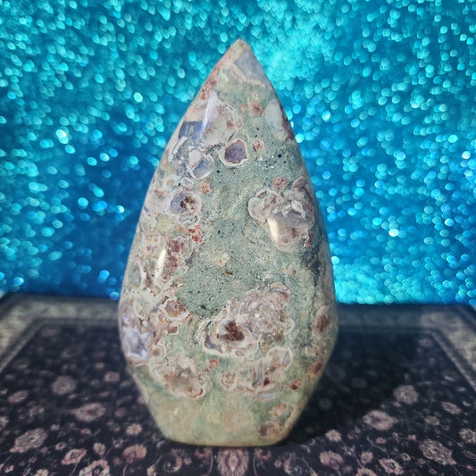 Rainforest Rhyolite Spade Tower