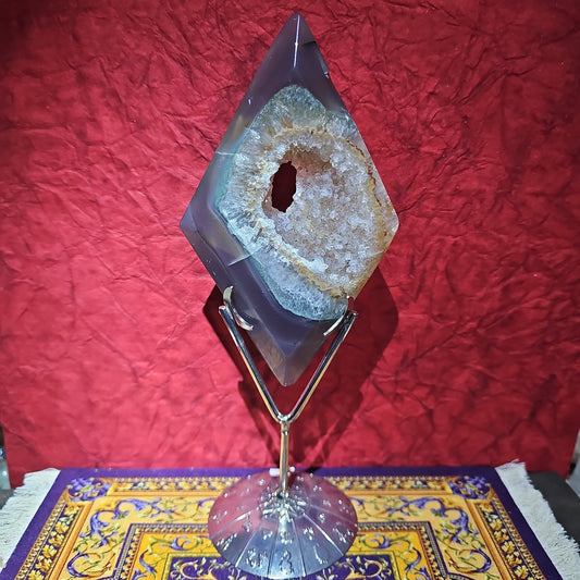 Green Agate Diamond Carving with Stand