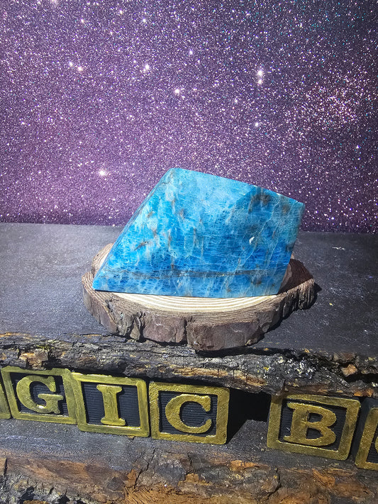 Blue Apatite Freeform