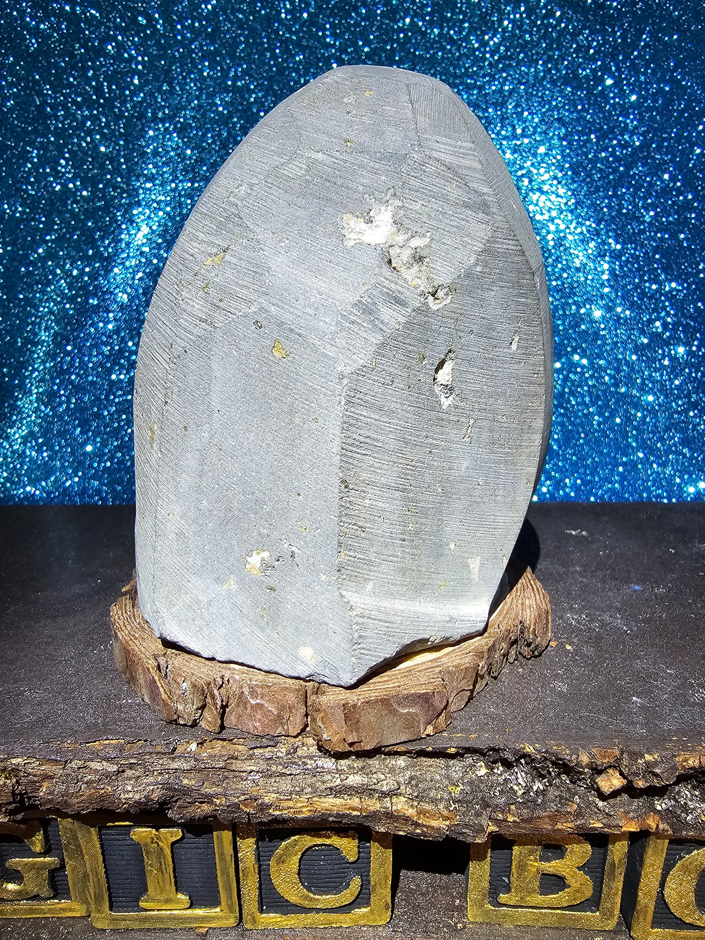 1.55lb Amethyst Geode