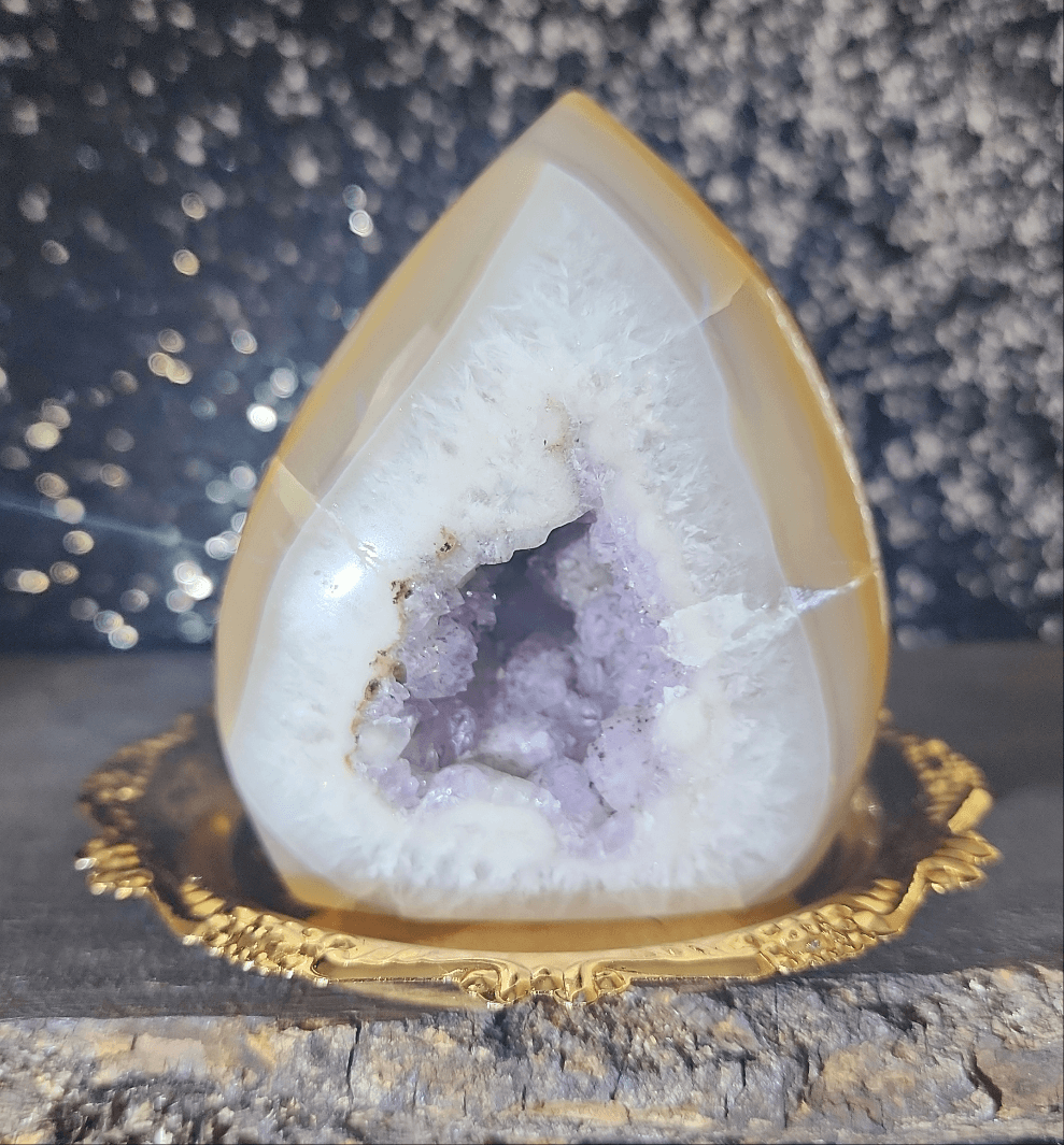 Agate Amethyst Freeform - MagicBox Crystals