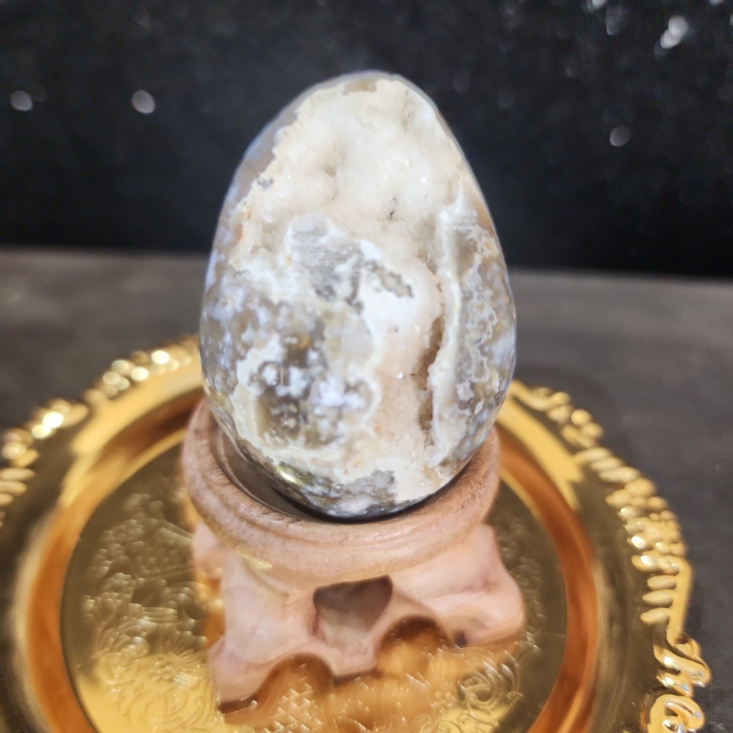 Agate Druzy Egg - MagicBox Crystals