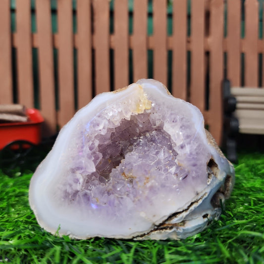 Amethyst Geode - MagicBox Crystals