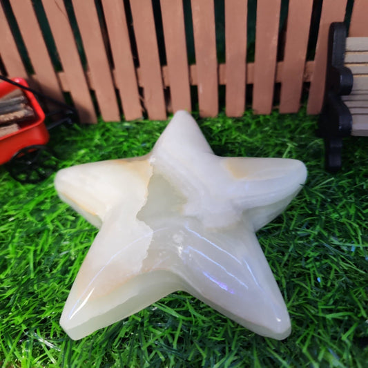 Jade Starfish Bowl - MagicBox Crystals