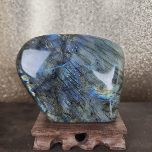 Labradorite Freeform - MagicBox Crystals