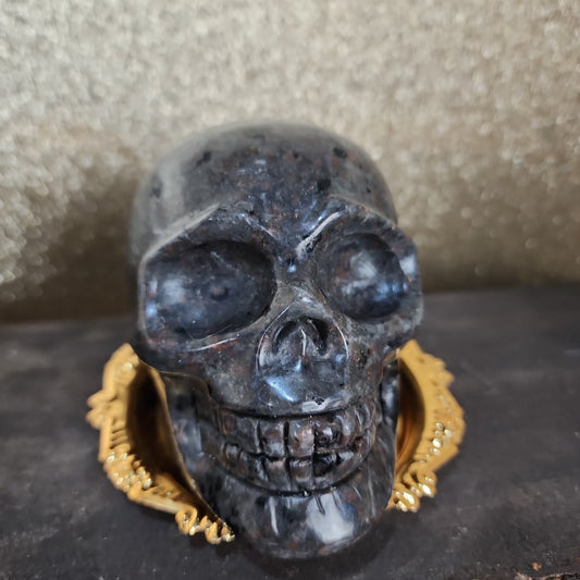 Yooperlite Skull - MagicBox Crystals